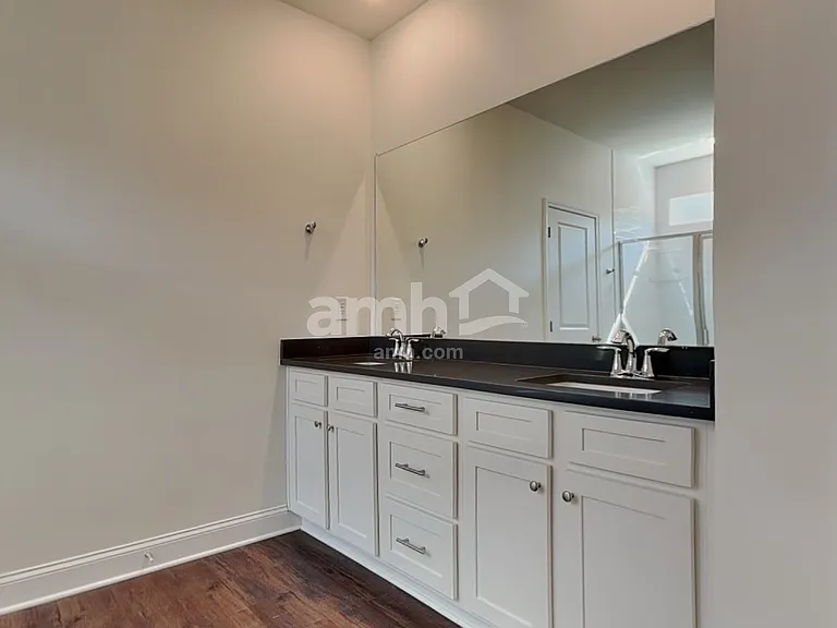92 Pecan Dr — Photo 14