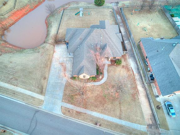 2nd image of 1316 Brayden Dr