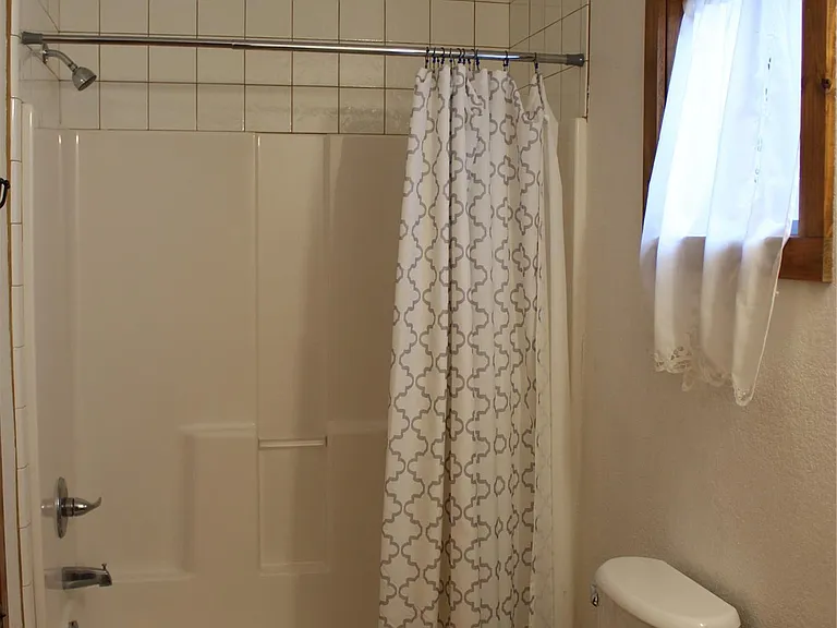 961 Buttercup Ln #2 — Photo 6