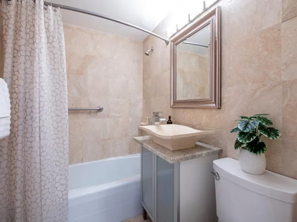 160 East 65th Street 8A image 4 of 4