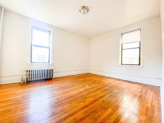 Rented by RealTegrity NY LLC | media 7