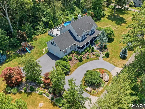 30 Tranquility Way, Milford, CT 06461