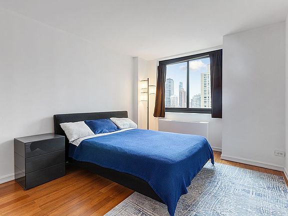 5th image of 347 W 57th St APT 22A