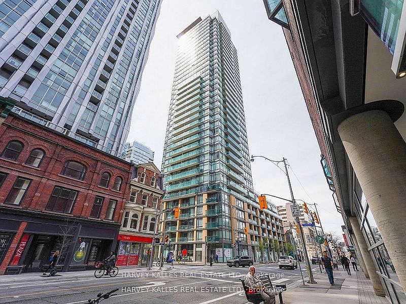 1st image of 18 Yorkville Ave #1305