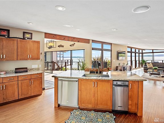 5th image of 25639 Marine View Dr S
