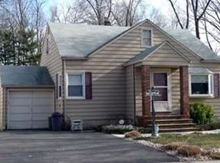 693 Palisade Rd, Union, NJ 07083