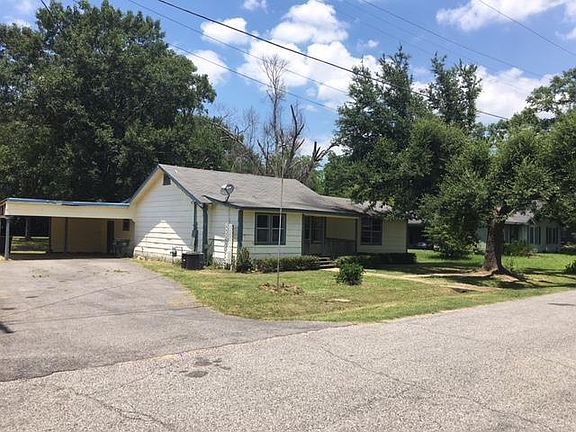 3rd image of 304 Conella St