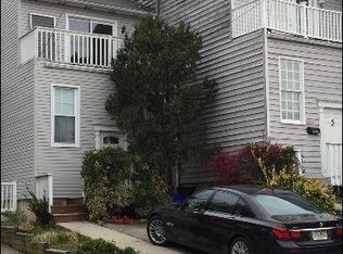 4231 Terrace St, Philadelphia, PA 19128