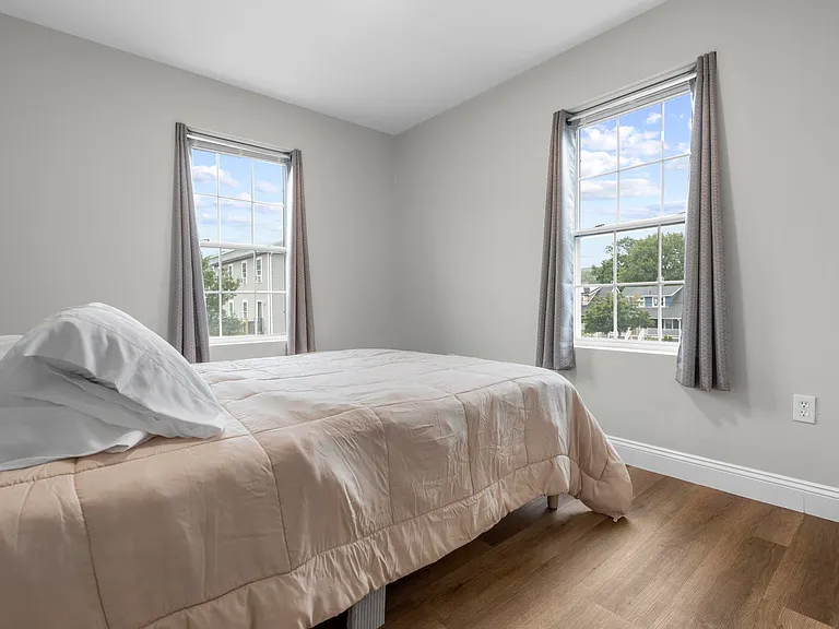 342 Front St #2 — Photo 48