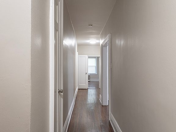 4th image of 91 Fairview Ave #D2