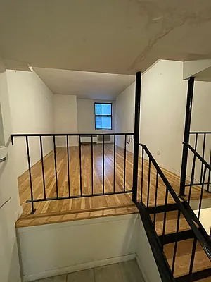 Rented by Avenues Real Estate | media 2