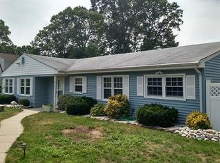7 Hilltop Ct, Lanoka Harbor, NJ 08734