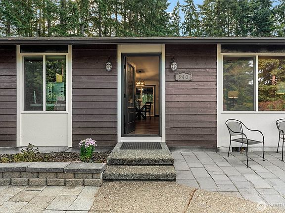 5th image of 940 Hillandale Drive E