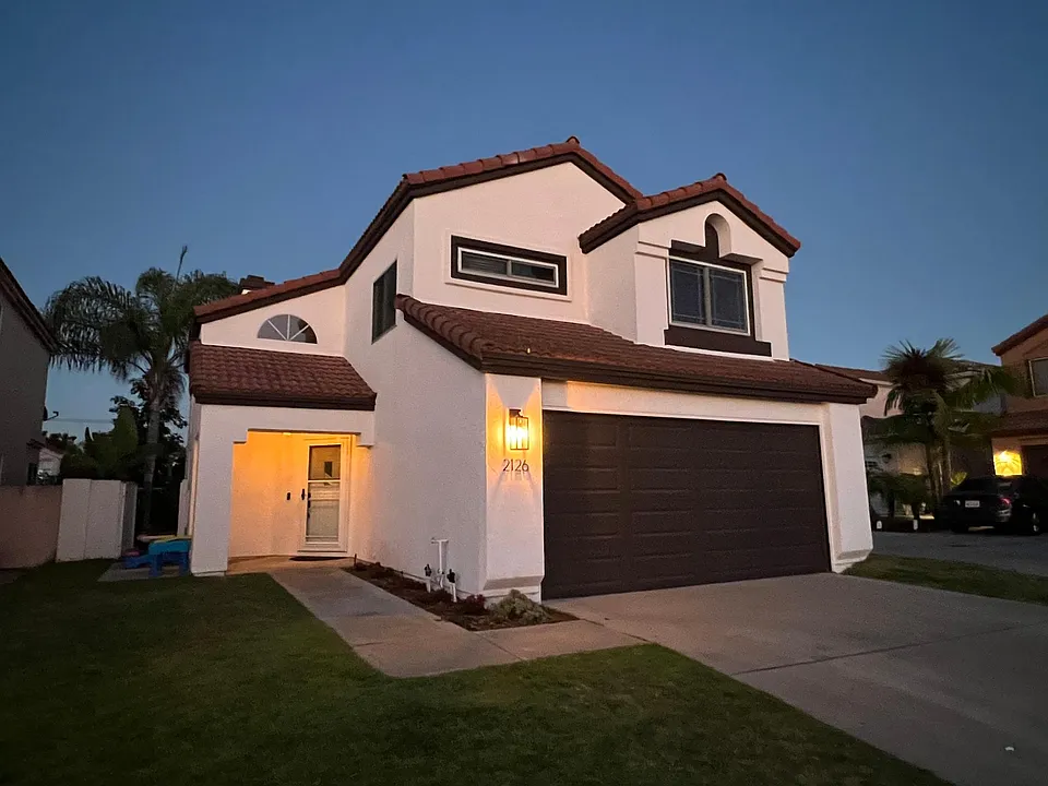 2126 Shoreview Pl