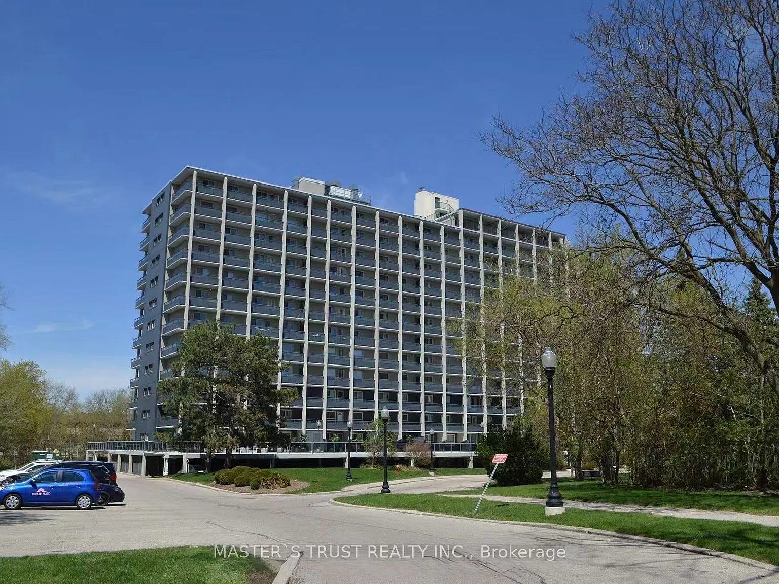 2 bed, $2,000 — Photo 1