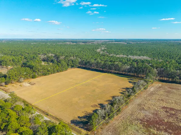 417 Ridge Rd, Ridgeville, SC 29472
