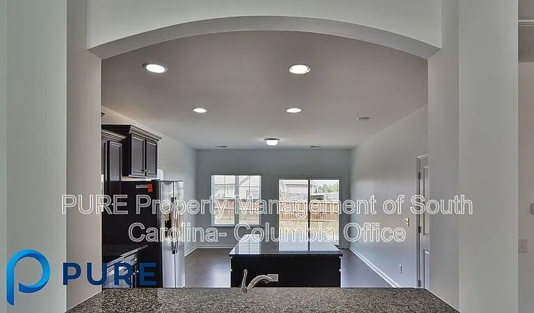 621 Blue Ledge Cir — Photo 18