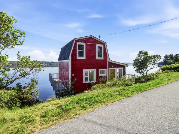 189 Pentz Rd, Lunenburg, NS B0R 1G0