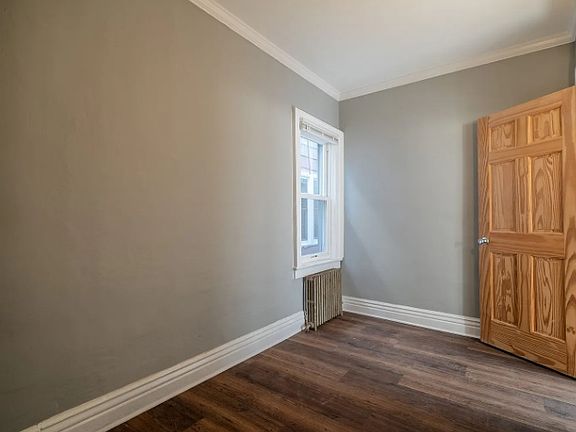 5th image of 42 19th St #1