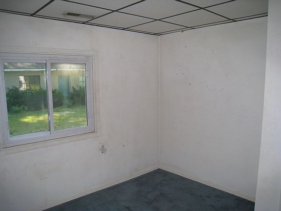 4th image of 11181 E Hj Ave
