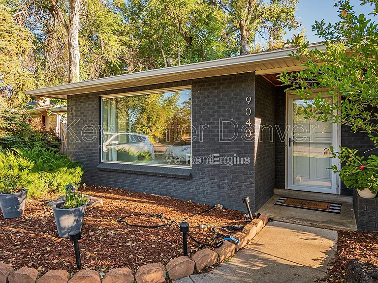 9040 W 32nd Ave — Photo 1