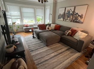 3343 N Leavitt St APT 3, Chicago, IL 60618