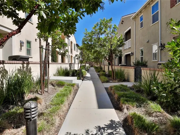 3350 E Yountville Dr Unit 4, Ontario, CA 91761