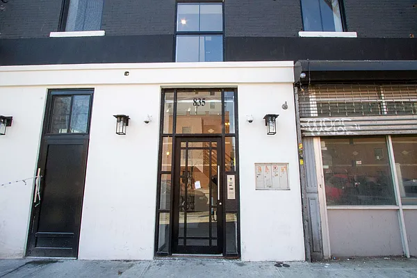 Rented by TheRealEstateCompany.com LLC | media 50