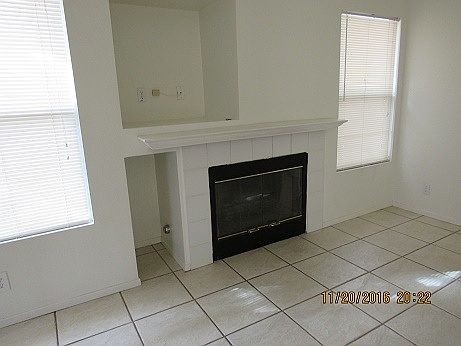 3rd image of 9292 Palo Verde Dr
