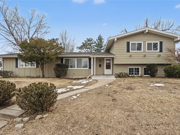 3831 Tomahawk Trl SE, Cedar Rapids, IA 52403