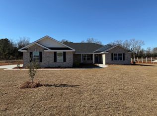 1250 Freeport Dr, Sumter, SC 29154