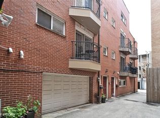 533 W Oakdale Ave APT 1R, Chicago, IL 60657