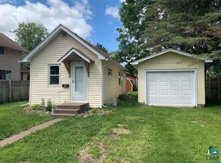 321 9th St, Cloquet, MN 55720