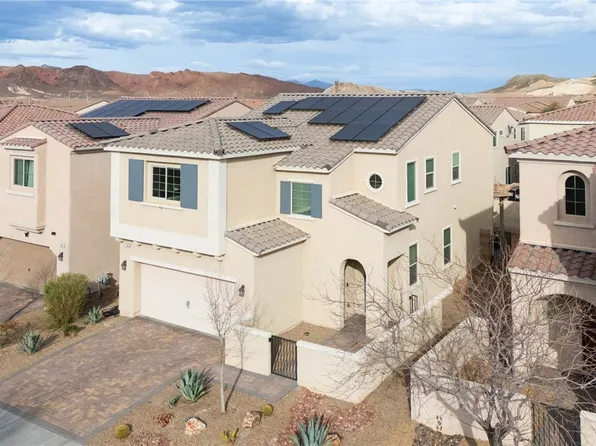 1136 Strada Pecei, Henderson, NV 89011