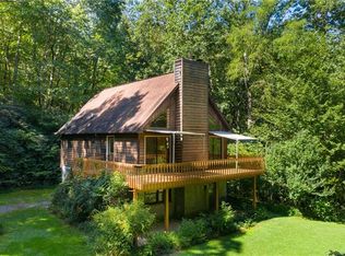 396 Valley View Dr, Pisgah Forest, NC 28768