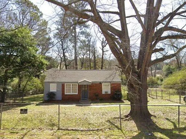 5862 E Heights Dr, Columbus, GA 31909