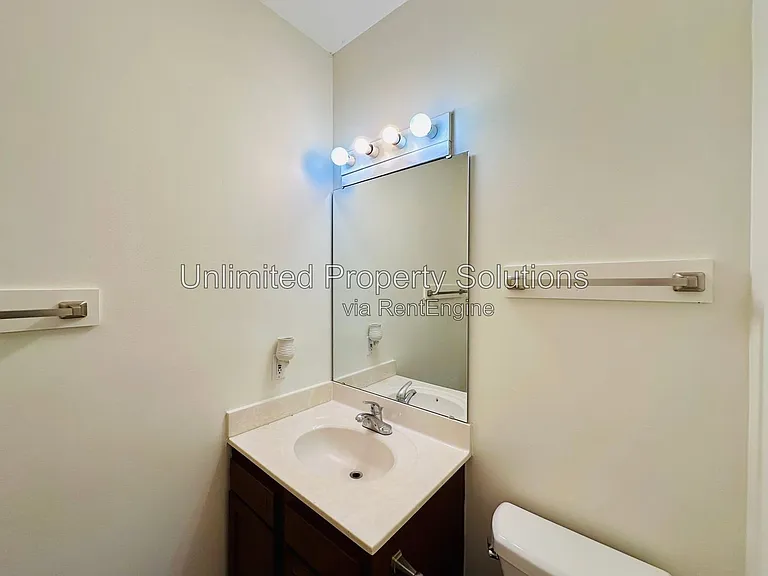 733 Bragg Dr #C — Photo 9