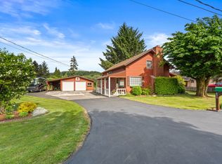 855 Willapa First St, Raymond, WA 98577