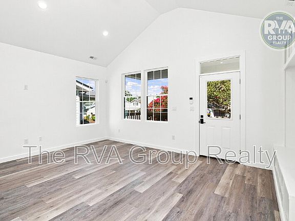 3rd image of 1609 Rogers St