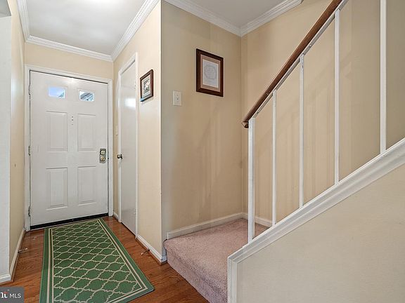 4th image of 14191 Royal Oak Ln
