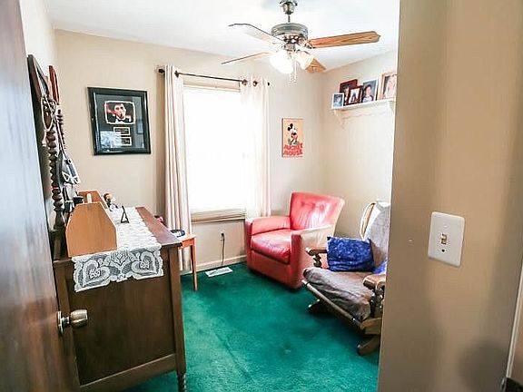 5th image of 3392 Old Orchard Ln