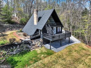 435 Conewago Dr, Dover, PA 17315