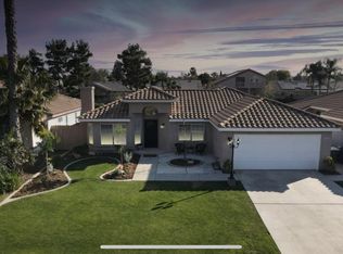 11113 Mirrored Image Ct, Bakersfield, CA 93311