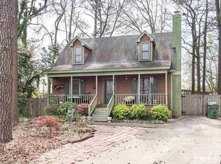 700 Kimpton Ct, Fuquay Varina, NC 27526