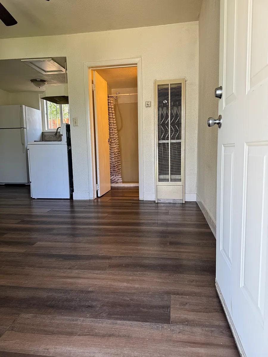 Building Photo - 420 Cleveland Ave #10