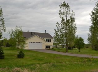 10589 Wilcox Rd, North Branch, MN 55056