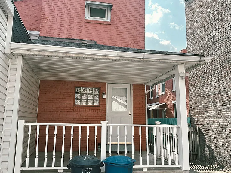 107 S 13th St #2 — Photo 2