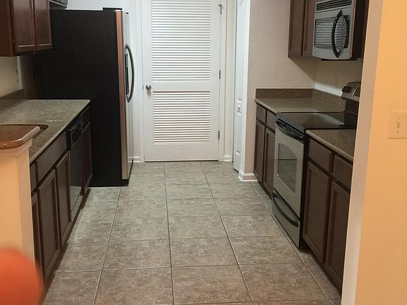 4th image of 4908 KEY LIME Drive #104