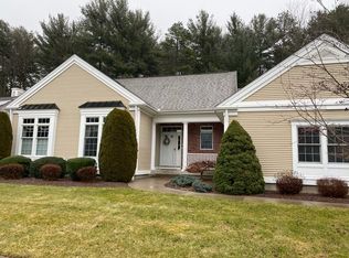 9 High Pine Cir, Wilbraham, MA 01095
