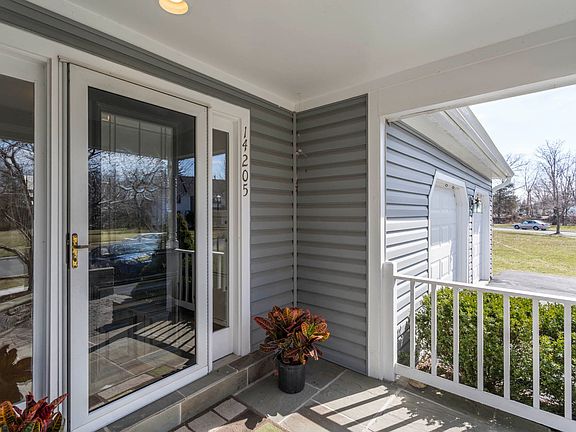 4th image of 14205 Platinum Dr